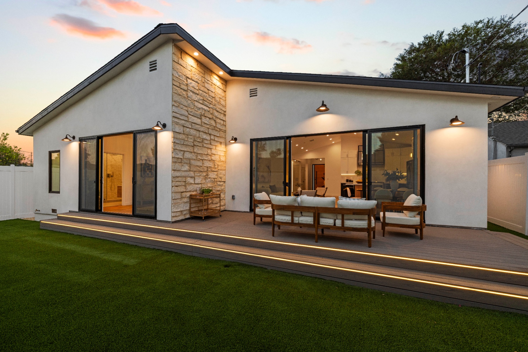 outdoor deck and seating